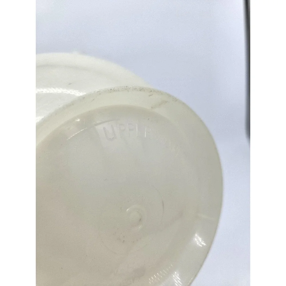 Vintage Tupperware Mix N Store 8 Cup 2 Quart Measuring Batter Bowl No Lid USA